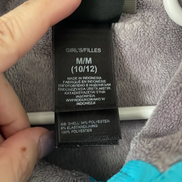 The North Face blue girl winter jacket, size: 10-12. Great condition. - Picture 3 of 5